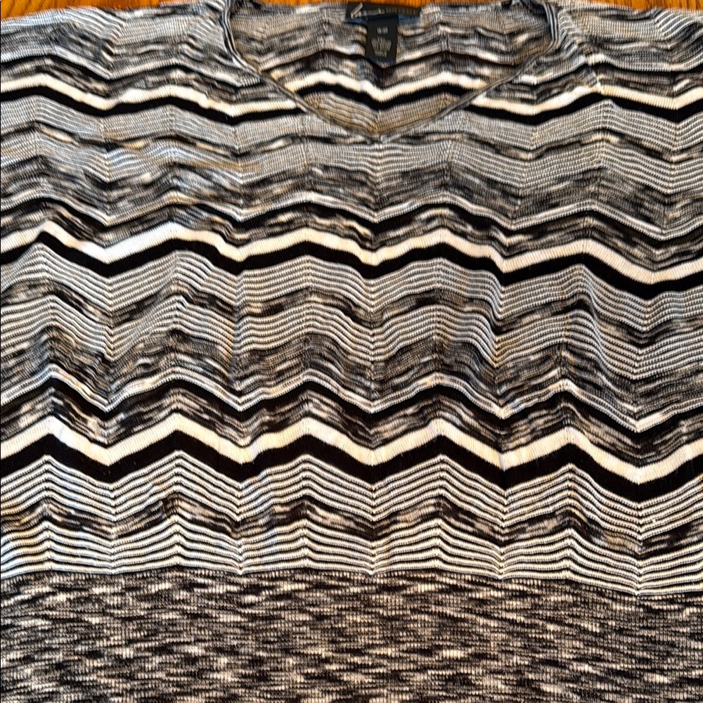Lane Bryant Monochrome Chevron Knit Top